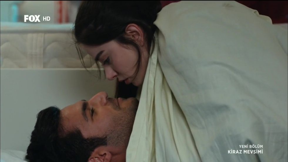 2014 Kiraz Mevsimi مسلسل موسم الكرز التركي صور الأبطال + تقرير مسلسل موسم الكرز الموسم الأول مترجم للعربية. قصة مسلسل موسم الكرز Kiraz Mevsimi التركي